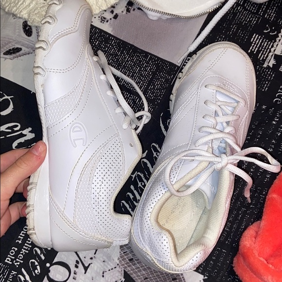 Champion sneakers - Picture 3 of 3